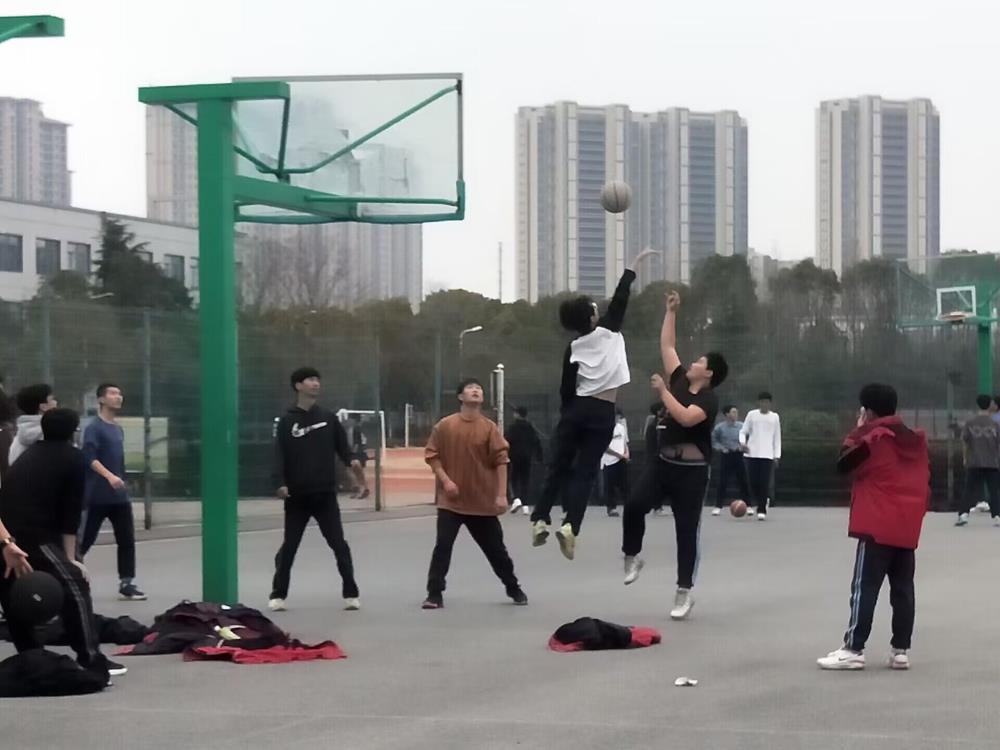 b47050b6db3a46b48d162efe027cf7ce.Jpeg