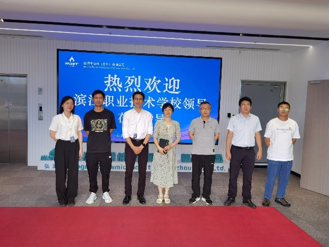 5a093179cb2a4d8d9458e55a9cb61f3a.jpg
